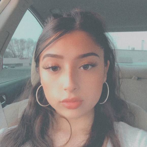 Meet your Posher, Jasmine - Picture 1 of 1